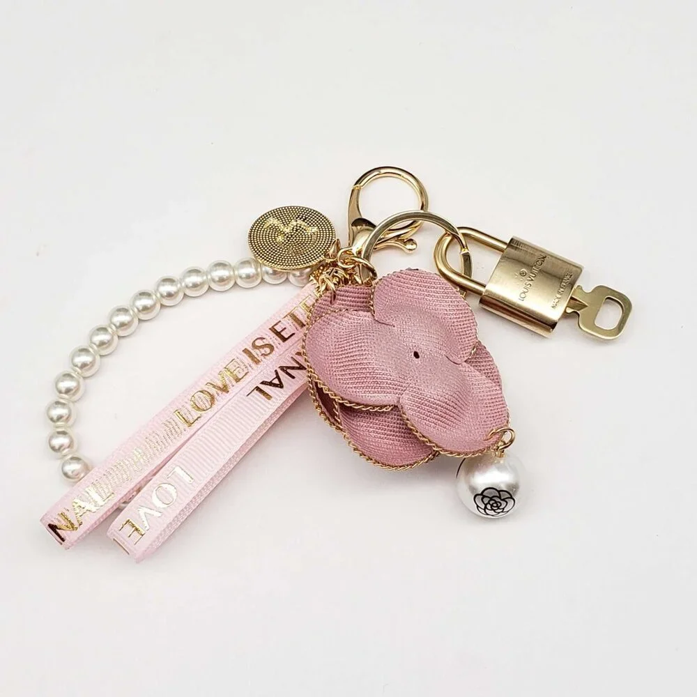 Authentic Louis Vuitton Lock & Key with unbranded Bagcharm, Keycharm, Keychain - Picture 5 of 8